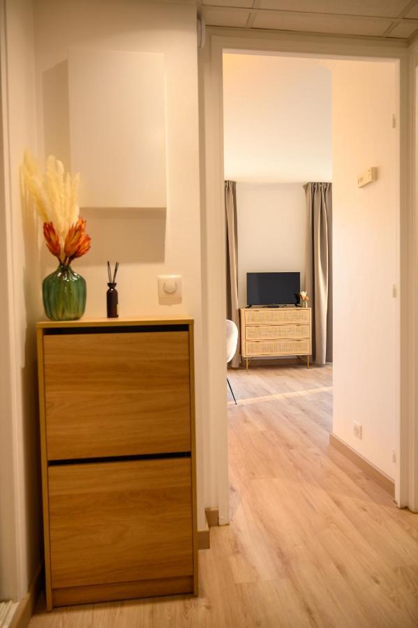 Apartment Sweet'issy - Balcon - Parking - Climatisation - Wifi - Mybestloc *